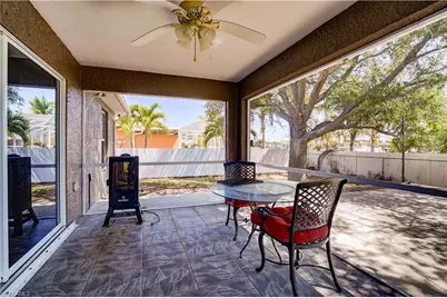 1427 NE Juanita Pl, Cape Coral, FL 33909 - Photo 18