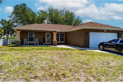 1427 NE Juanita Pl, Cape Coral, FL 33909 - Photo 24