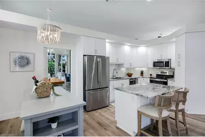 155 San Rafael Ln, Naples, FL 34119 - Photo 6