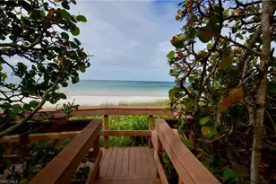 10851 Gulf Shore Dr, Naples, FL 34108 - Photo 34