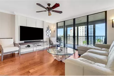 10851 Gulf Shore Dr #502, Naples, FL 34108 - Photo 8
