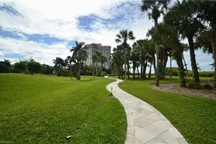 10851 Gulf Shore Dr, Naples, FL 34108 - Photo 36