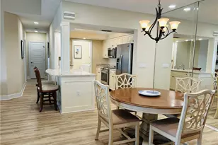 776 Willowbrook Dr, Naples, FL 34108 - Photo 8