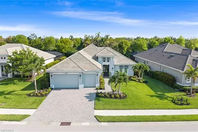 14212 Laguna Springs Ln, Naples, FL 34114 - Photo 2