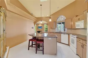 11709 Mahogany Run, Fort Myers, FL 33913 - Photo 10