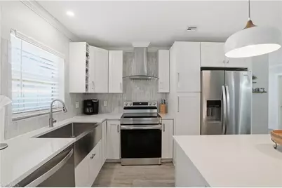 742 99th Ave N, Naples, FL 34108 - Photo 10