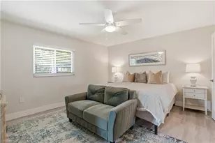 742 99th Ave N, Naples, FL 34108 - Photo 14