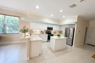 8711 Kilkenny Ct, Fort Myers, FL 33912 - Photo 2