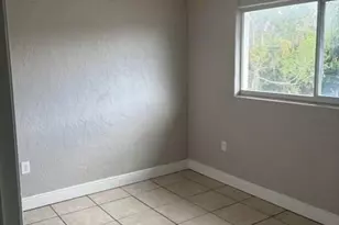 4923 Vincennes Ct, Cape Coral, FL 33904 - Photo 4
