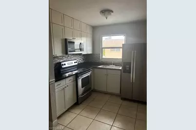 4923 Vincennes Ct #7, Cape Coral, FL 33904 - Photo 2