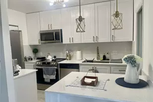 788 Park Shore Dr, Naples, FL 34103 - Photo 4