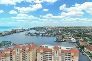 410 Flagship Dr, Naples, FL 34108 - Photo 26