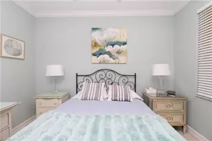 817 Carrick Bend Cir, Naples, FL 34110 - Photo 16