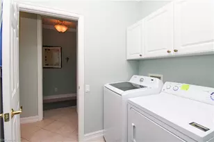 817 Carrick Bend Cir, Naples, FL 34110 - Photo 12