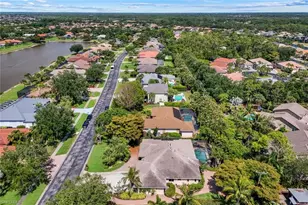2039 Imperial Cir, Naples, FL 34110 - Photo 36