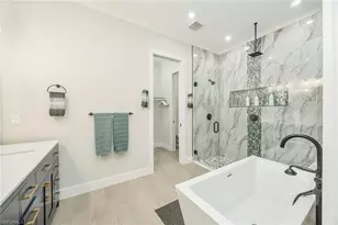 3552 Hibiscus Ave, Naples, FL 34104 - Photo 14