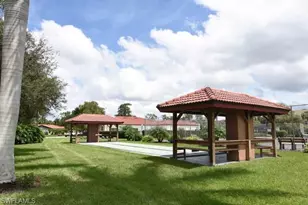 1086 Forest Lakes Dr, Naples, FL 34105 - Photo 20