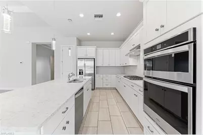 8957 Mustique Ln, Naples, FL 34114 - Photo 14