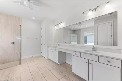 8957 Mustique Ln, Naples, FL 34114 - Photo 20