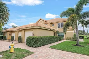 28048 Cavendish Ct, Bonita Springs, FL 34135 - Photo 2
