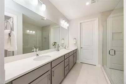 183 Indies Dr E #202, Naples, FL 34114 - Photo 12