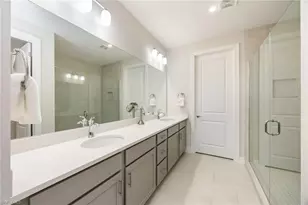 183 Indies Dr E, Naples, FL 34114 - Photo 12
