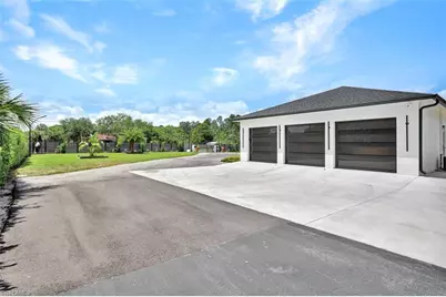 121 20th Ave NE, Naples, FL 34120 - Photo 38