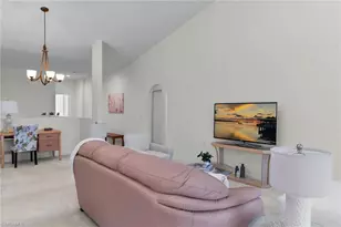 285 Cays Dr, Naples, FL 34114 - Photo 10