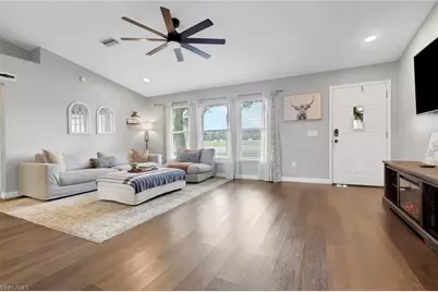 3300 Valencia Dr, Naples, FL 34120 - Photo 4