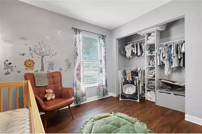 3300 Valencia Dr, Naples, FL 34120 - Photo 20