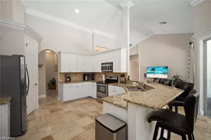 8884 Mustang Island Cir, Naples, FL 34113 - Photo 12