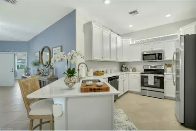 2567 Vine Ave, Naples, FL 34120 - Photo 6