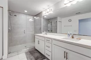 26483 Bonita Fairways Blvd, Bonita Springs, FL 34135 - Photo 18