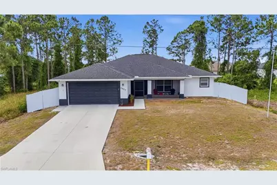2907 18th St SW, Lehigh Acres, FL 33976 - Photo 4