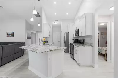 2907 18th St SW, Lehigh Acres, FL 33976 - Photo 18