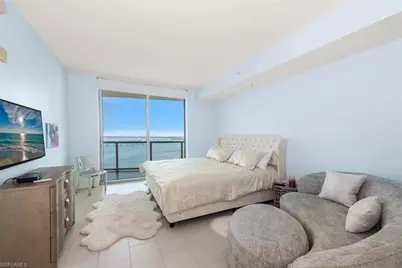 3000 Oasis Grand Blvd #2205, Fort Myers, FL 33916 - Photo 20