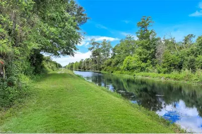 5202 Cypress Ln, Naples, FL 34113 - Photo 6