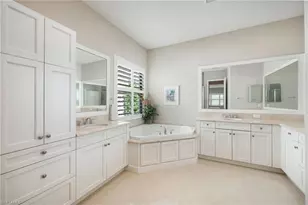 13736 Luna Dr, Naples, FL 34109 - Photo 14