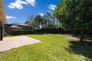 13736 Luna Dr, Naples, FL 34109 - Photo 24