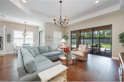 13736 Luna Dr, Naples, FL 34109 - Photo 4