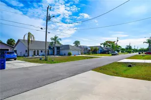2519 6th St W, Lehigh Acres, FL 33971 - Photo 32