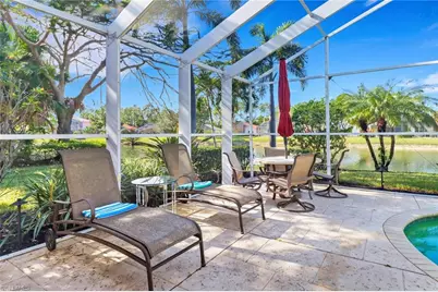 7477 Lourdes Ct, Naples, FL 34104 - Photo 22