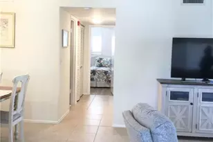 766 Central Ave, Naples, FL 34102 - Photo 10