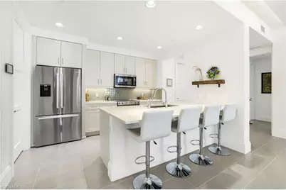 1035 3rd Ave S #215, Naples, FL 34102 - Photo 8