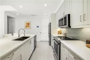 1035 3rd Ave S, Naples, FL 34102 - Photo 10