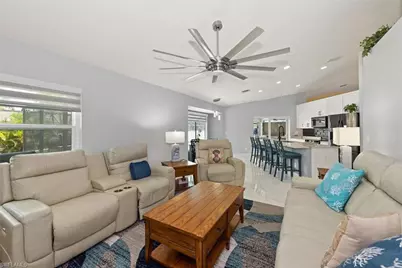 1619 SW 13th Ter, Cape Coral, FL 33991 - Photo 4