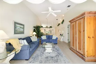 1972 Cascades Dr #4, Naples, FL 34112 - Photo 4