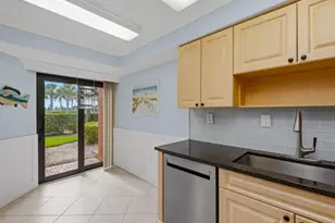 1512 Mainsail Dr, Naples, FL 34114 - Photo 4
