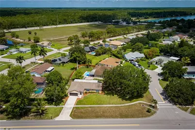 3121 Orange Grove Trl, Naples, FL 34120 - Photo 16