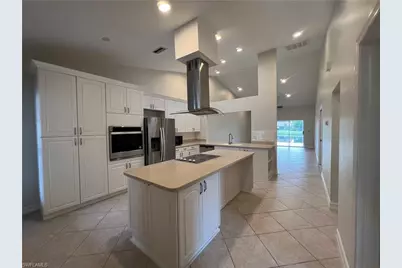108 Tanglewood Ct #131-1, Naples, FL 34113 - Photo 8